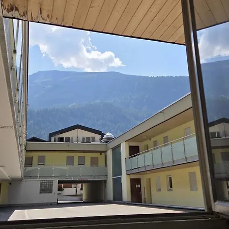 Cosy Alpine Thermal Bath * Leukerbad